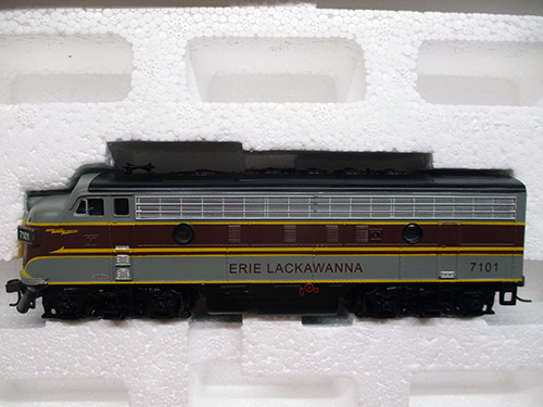image of Erie Lackawanna Diesel Locomotive Model Train