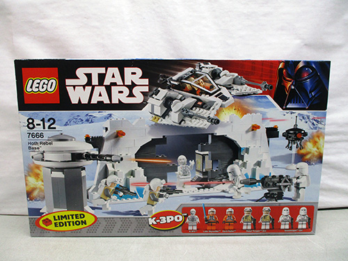 image of LEGO Star Wars 7666 Hoth Rebel Base Set