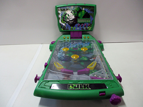 image of Marvel Hulk-Themed Tabletop Pinball Machine