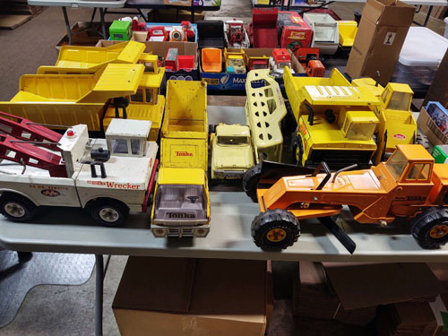 A collection of vintage Tonka trucks - image 1