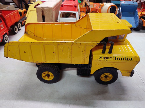 A collection of vintage Tonka trucks - image 8